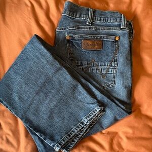 Wrangler Men's Classic Denim Jeans